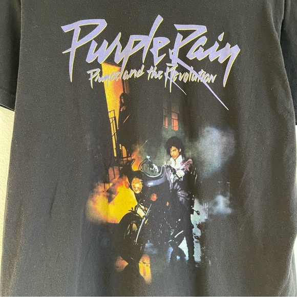 PRINCE Black Purple Rain Prince And The Revolution Short Sleeve Graphic Band Tee - Picture 5 of 8